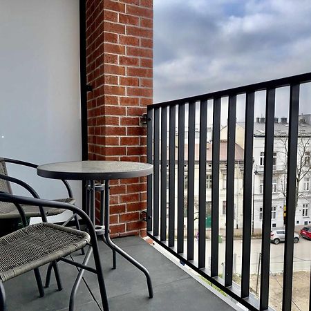 Art Apartment Stare Podgorze Free Parking Краків Екстер'єр фото